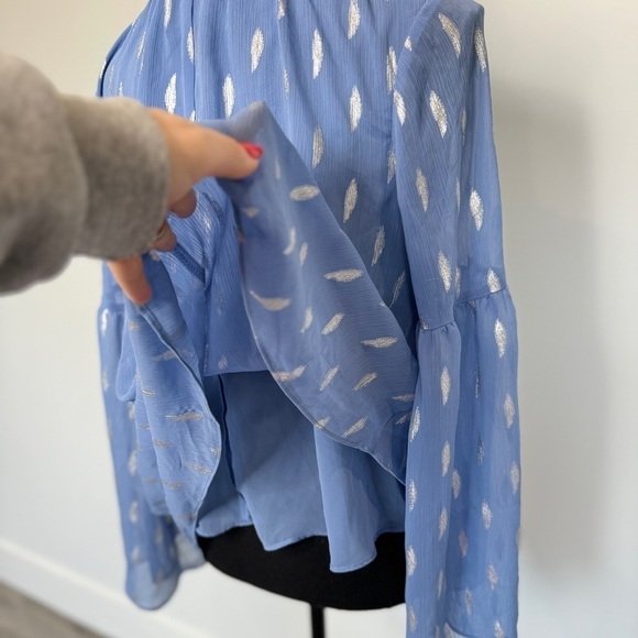 Jennifer Lopez Blue and Silver Sheer Overlay Blouse (Small) - Picture 4 of 9